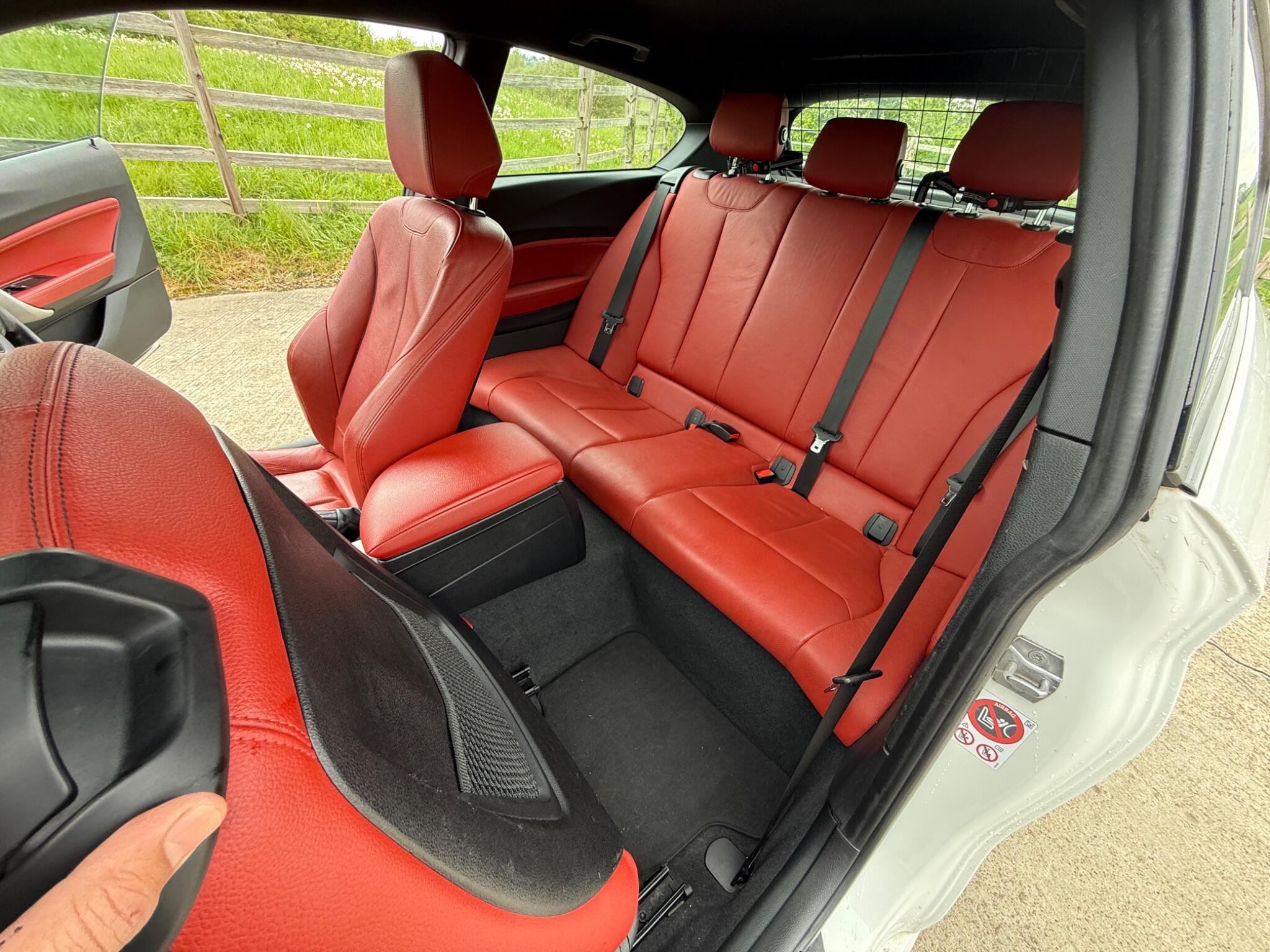 BMW 1 Series 3.0 M135i Euro 6 (s/s) 3dr — photo 75 of 92